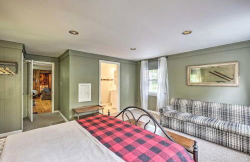 Charming Wilmington Cabin, 8 Mi to Mt Snow! - Foto 17