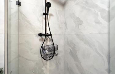 bonquartier - Design Apartment mit Balkon, Arbeitsplatz und Parkplatz - Foto 23