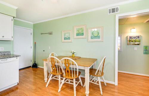 Coastal Murrells Inlet Condo with Balcony! - Foto 6