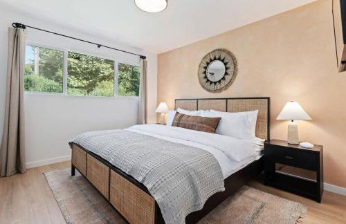 Coastal Living and Family Friendly - Photo 4