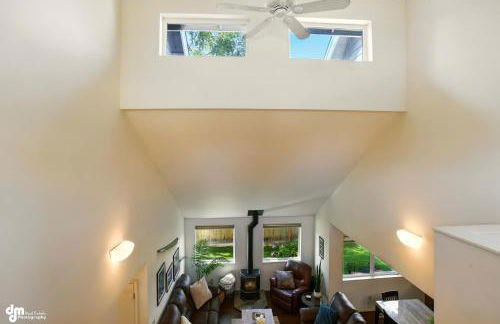 Coastal Place - BEST location in Downtown! - Photo 23