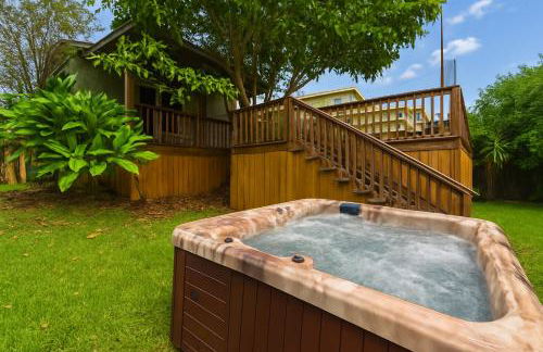 Heart of S Tampa- Hot Tub, Private Backyard, Fire Pit, Grill, 5 min to Beach - Foto 5
