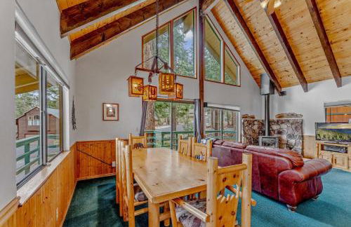 Near Northstar Wooded Retreat with Deck & Loft - Foto 9