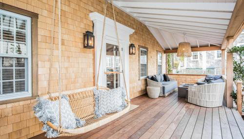 Close to Dtwn Nantucket! Group Getaway with Patio - Foto 2