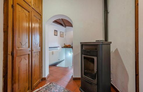 Awesome Home In Frazione Antognano - Foto 18