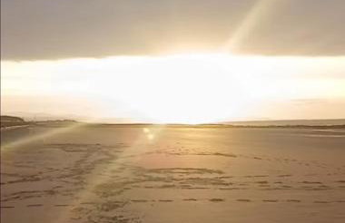 Beautiful Holiday Home 3 Bed Caravan by The Beach, Free Wifi, Games Console, TVs & DVD's, Passes Not Included - Foto 11