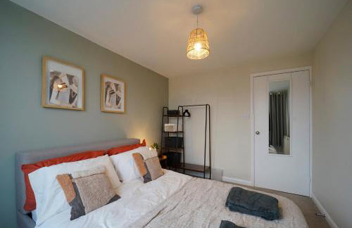 Spacious 4 bed town house in central Wetherby, sleeps 9, perfect for contractors or groups - Foto 14