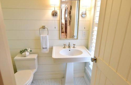 Private beach Stunning views Pool and Tennis - Foto 12