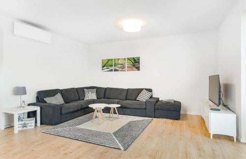 Ferienwohnungen Pellenzblick - Wohnen auf Zeit - - Foto 28