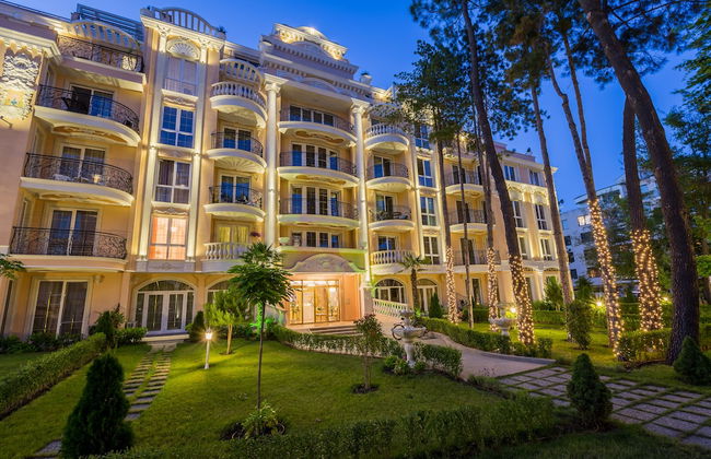 Venera & Anastasia Palace Apartments - Photo 54