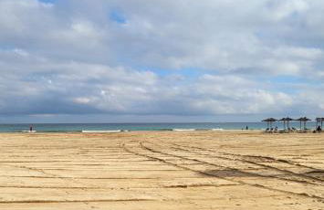 Casa Mario, La Zenia Boulevard area,fantastic 2 bedrooms, 2 bathrooms house with communal swimming pool and barbecue - Photo 36