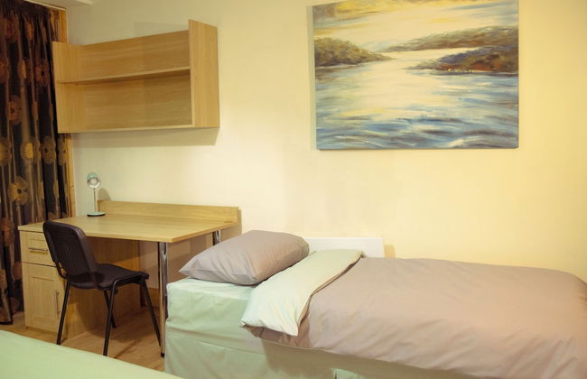 St Angela’s Lakeside Aparthotel - Photo 26