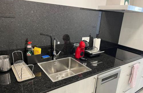 Apartamento céntrico con vistas - Photo 16