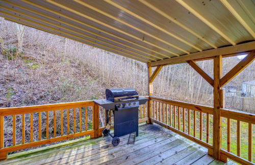 Near Riding Trails for ATVs Cabin in Delbarton - Photo 16