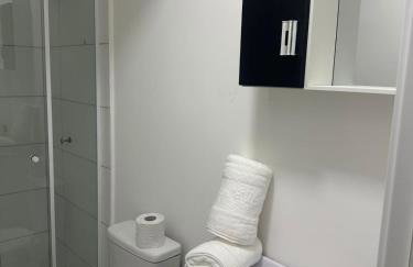 Loft um dormitório completo ao lado do consulado americano - Foto 6