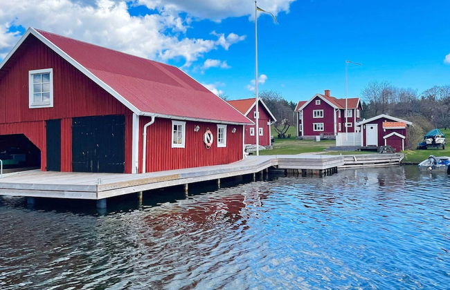 6 Person Holiday Home in Gunnebo - Photo 1