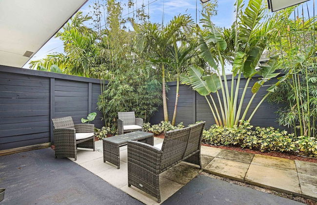 BnB Hyperion Brand New 2b2b Retreat w Patio - Foto 31