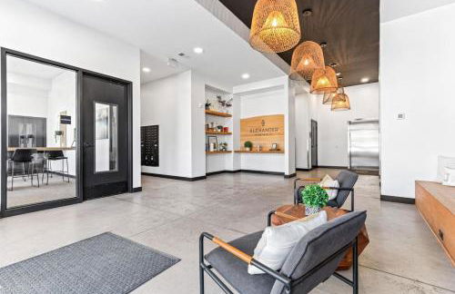 Cozy 2BR Retreat near Downtown - Foto 26