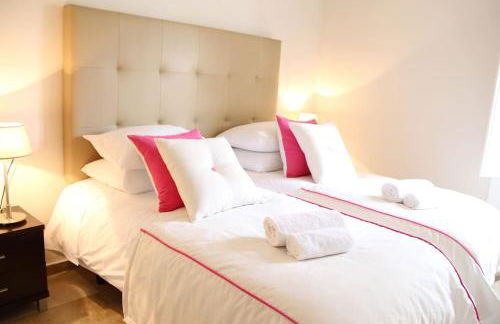 Boutique Townhouse with Hot Tub near Puerto Banus - Foto 26