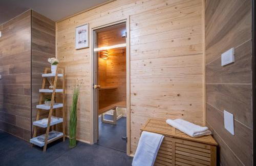 Villa Nesa - beautiful guest house at continental Croatia with Outdoor swimming pool, Sauna and 3 Bedrooms - Foto 23