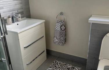 Cosy 4 bed bungalow in quiet residential area! - Foto 13