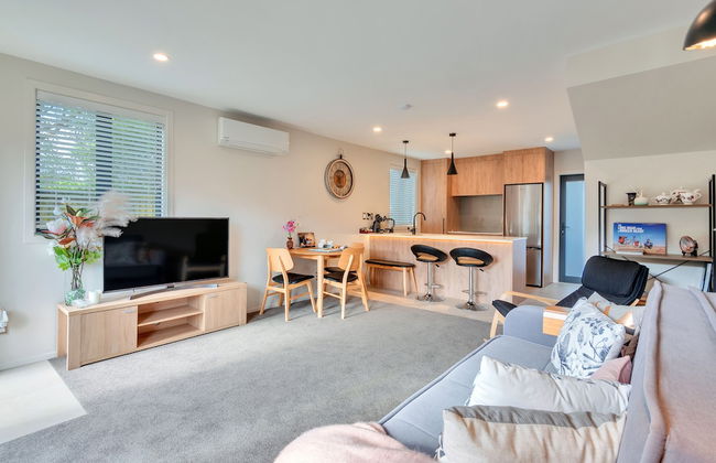 Beautifully Styled 2BR w 2 Carparks & Aircon - Foto 7