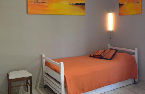 APPARTEMENTS DANS VILLA EN REZ DE JARDIN - Foto 8