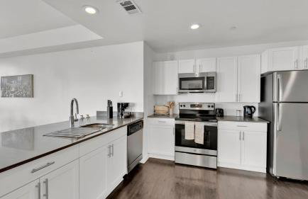 HEB403 Spacious & Stylish 2 Bedroom Condo Downtown Fort Worth, Free Parking, Walk to Convention Center - Foto 4