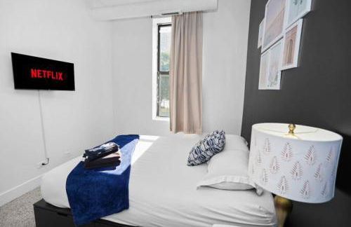 Spacious 3BR Retreat Near McCormick Place 2001 S State St 2A - Foto 15