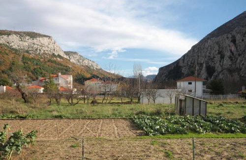 Apartments with a swimming pool Zakucac, Omis - 5954 - Photo 32
