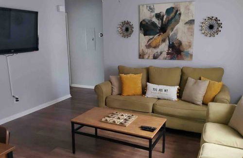 Sparkling Fresh Soldier's Pad 7 Mi to Fort Bragg - Foto 22