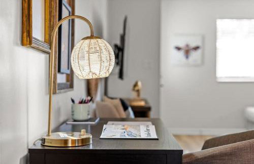 Stylish 3BR 2BA House Minutes from PCB - Book now - Foto 20