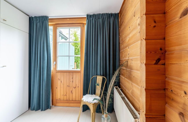 Holiday Home by Zuidlaardermeer With Jetty - Photo 2