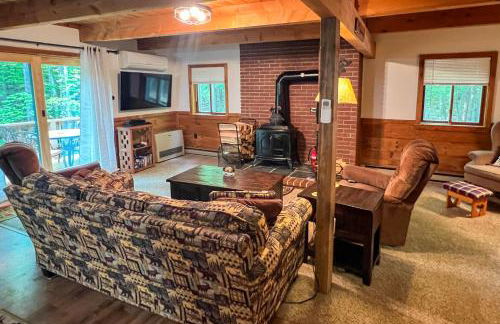 Cozy New Hampshire Retreat Near Attitash Mountain! - Photo 4