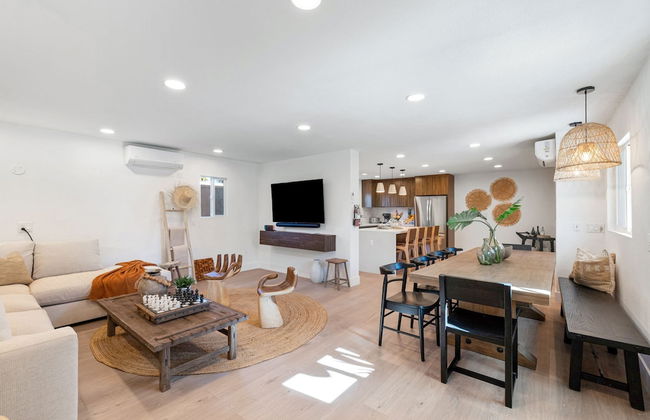 The Maya - Entire Hotel Buyout - Private Gym - Private Game Room - Private Living Area - Foto 65