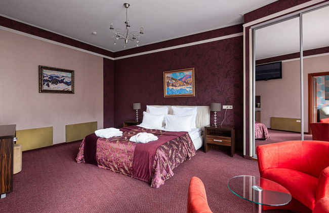 VIP-Aparts Bukovel - Photo 2