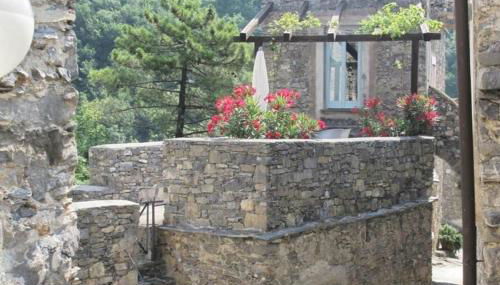 2 Bed House Sleeps 5 - Terrace - Communal Pool - Photo 3