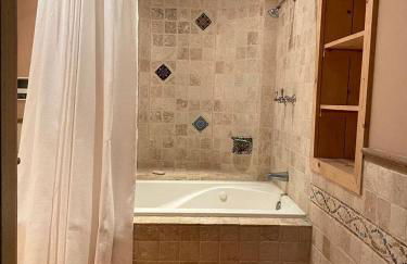 Stunning Cabin with Indoor Jacuzzi Ideal for a Weekend Getaway from Los Angeles - Foto 19