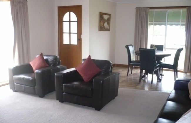 Parklake Holiday Units - Photo 8