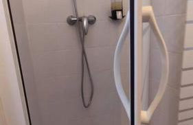 Le Joli’Mans, appartement refait à neuf, entièrement équipé, pour 2 personnes, proche quartier historique et centre - Foto 18