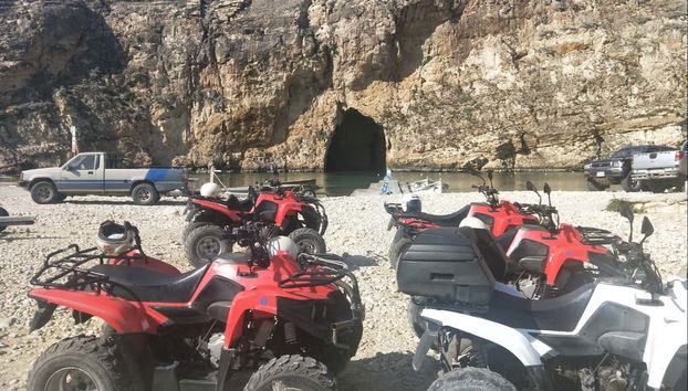 Explorez des grottes cachées