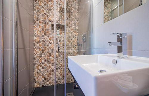 Spacious villa in Sesimbra with a private year-round pool - Foto 28