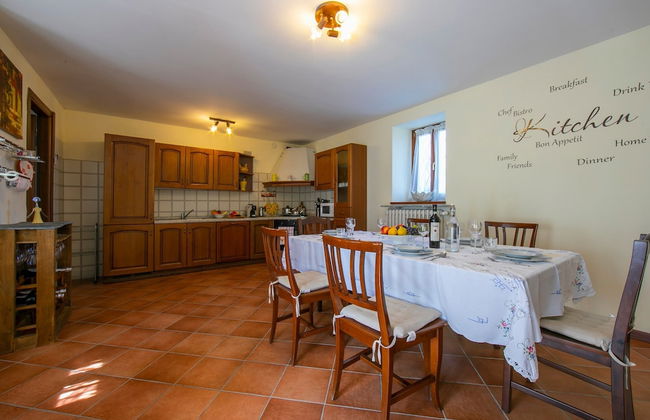 The Cottage on the Lake - Photo 8