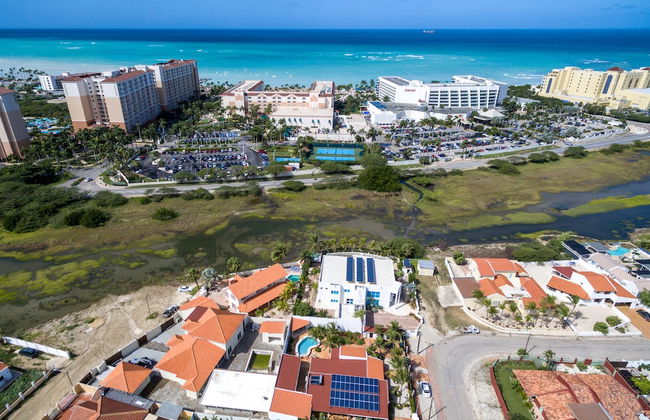 Cas Elizabeth - Foto 73