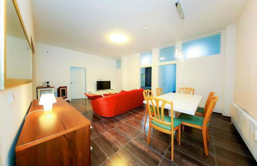 Connie's House Holiday Apartment - Foto 6