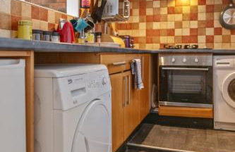 Contractors & Pets Welcome - Sleeps 1-4, less than 1 mile from M606, Ideal for Longer Stays - Foto 40