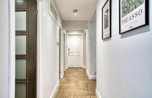 Spacious 4 Bedroom Apt Near West End Glasgow - Foto 10