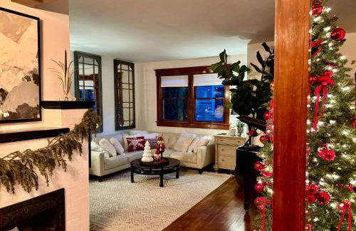 NEW! Updated South Hill Craftsman Sleeps 12! - Foto 60