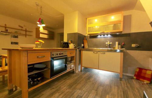 Villa anno 1924 im Dorf - Foto 7