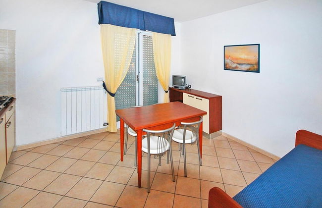 Holiday Flat in Pretty Residence With Communal Pool in Pietra Ligure - Foto 27